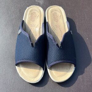 Fly flot blue sandals made in Italy anti-shock size 9